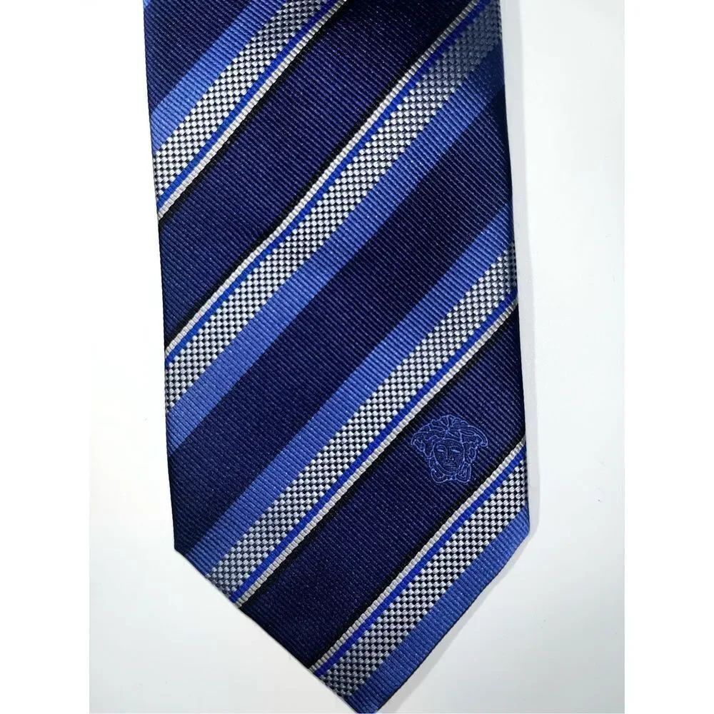 Versace neck tie - Picture 2 of 7